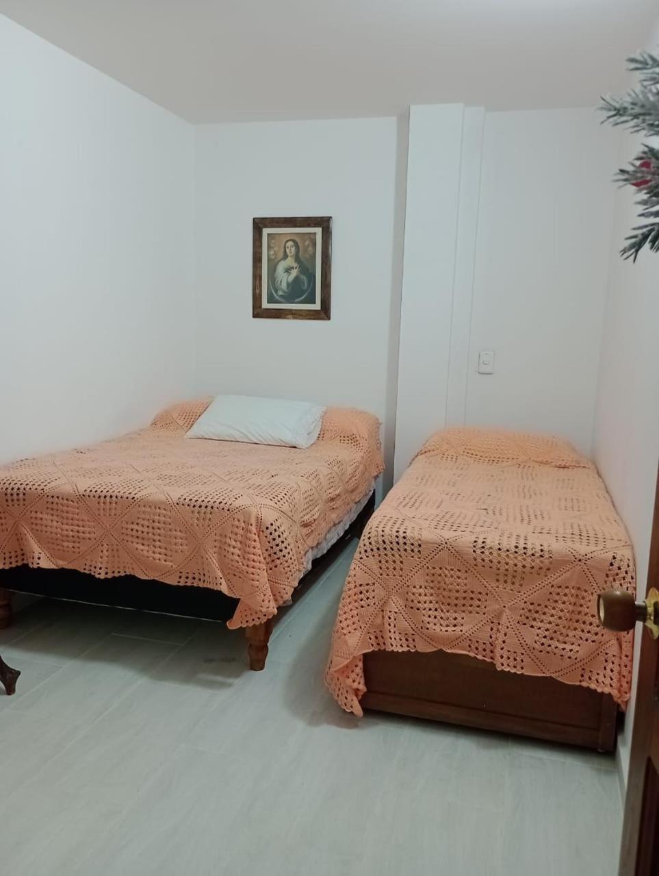 Hostal Famihotel Fundadores Jardin Exterior foto