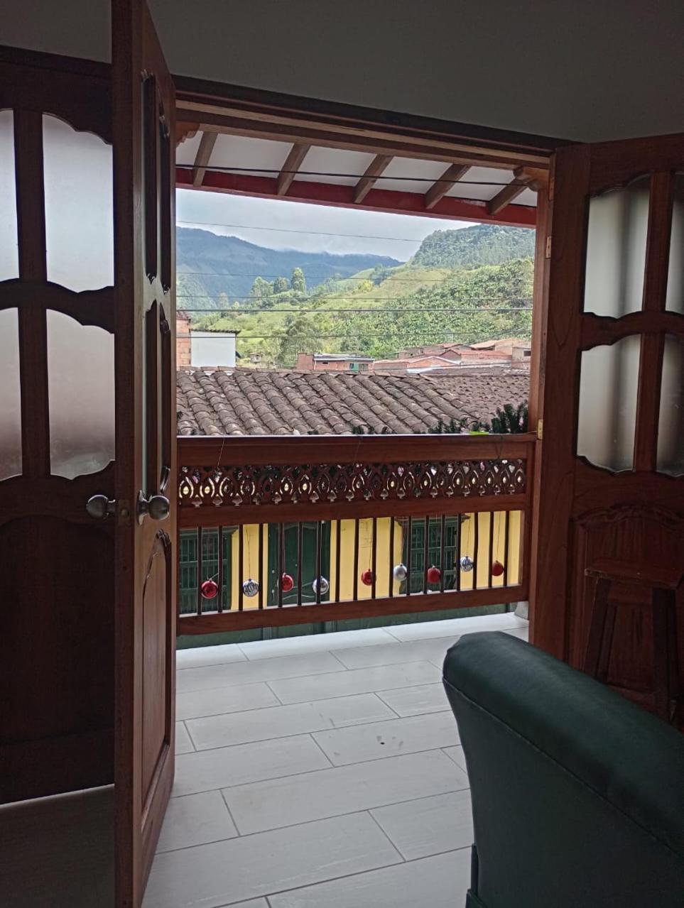 Hostal Famihotel Fundadores Jardin Exterior foto