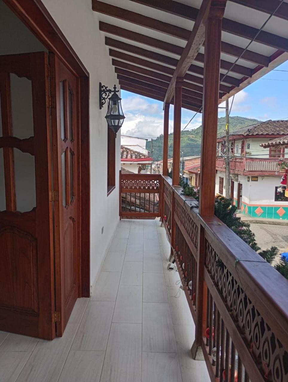 Hostal Famihotel Fundadores Jardin Exterior foto